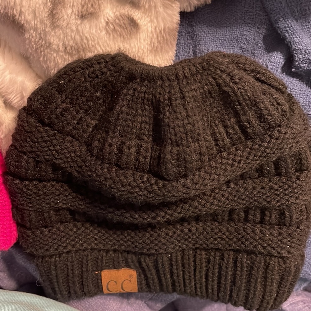 CC Beanies - Picture 3 of 5